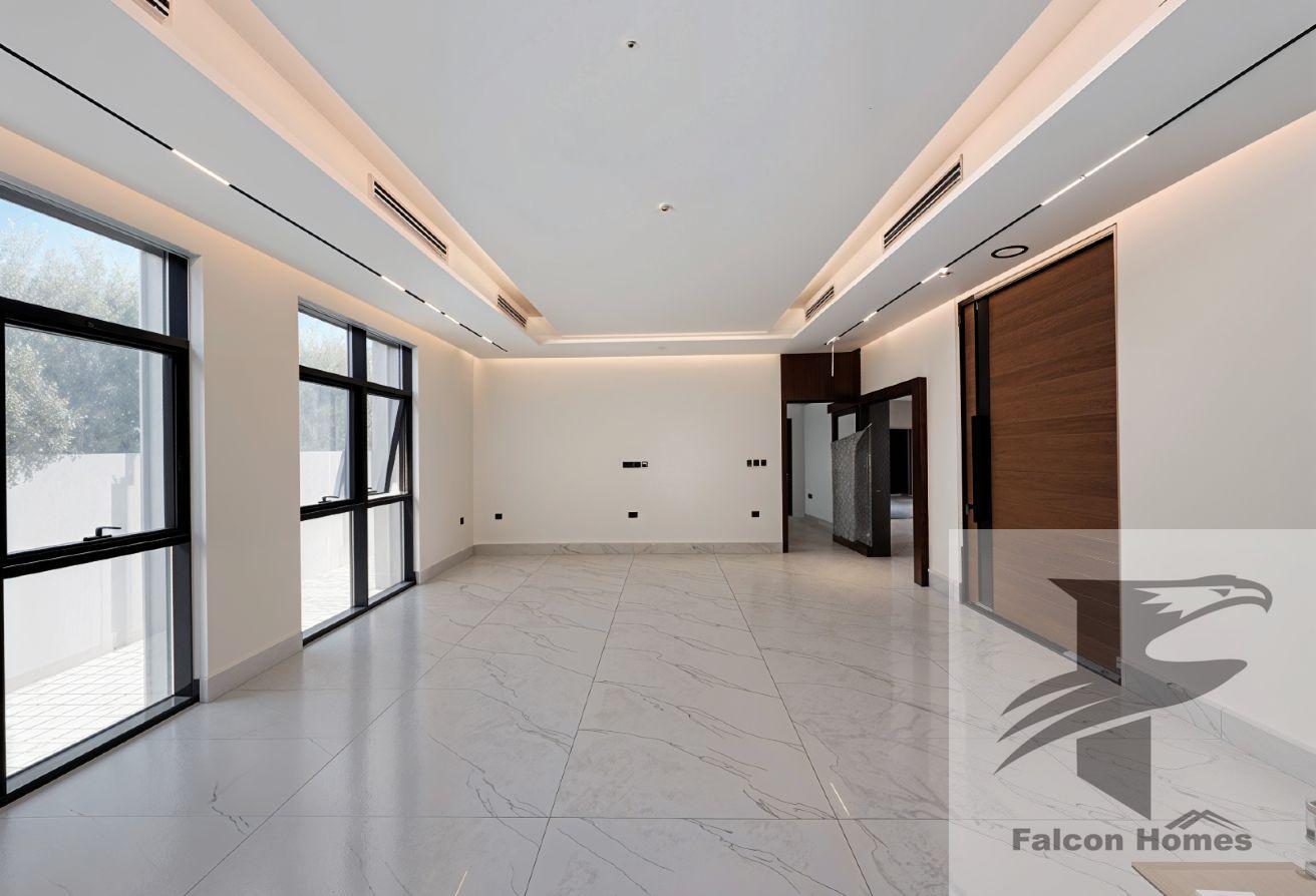 Brand New 6BR Modern Design Villa with Pool photo 4