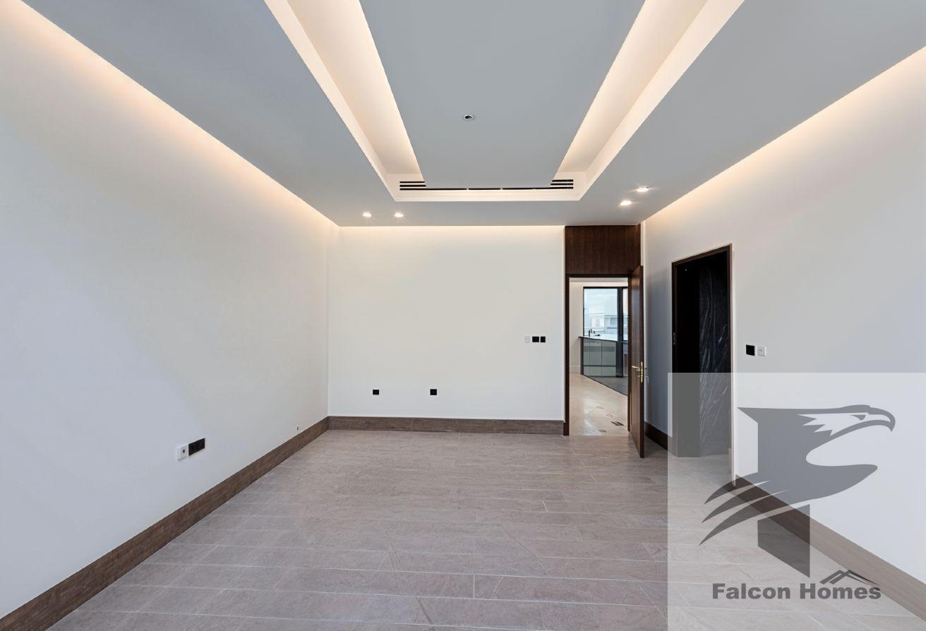 Brand New 6BR Modern Design Villa with Pool photo 17