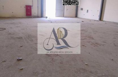 Warehouse - Studio for rent in Umm Al Thuoob - Umm Al Quwain