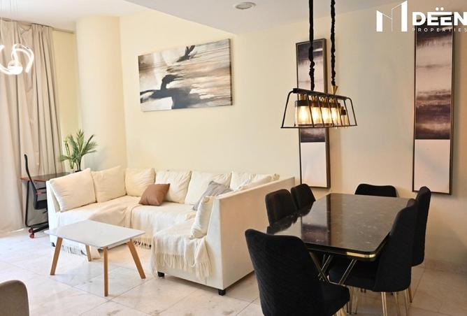 82788282 - Property Image 2