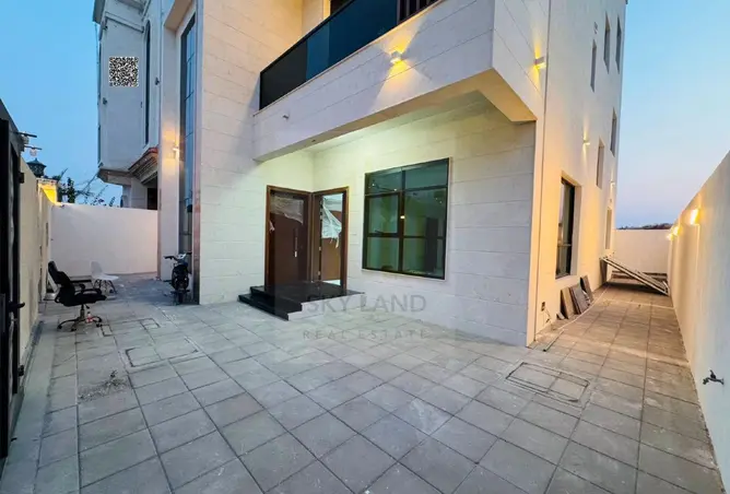 135189083 - Property Image 3