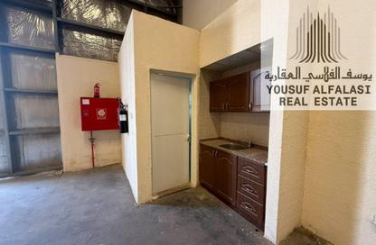 Warehouse - Studio - 1 Bathroom for rent in Industrial Area 18 - Sharjah Industrial Area - Sharjah