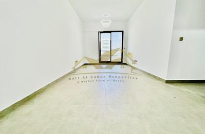 Apartment - 2 Bedrooms - 3 Bathrooms for rent in Iltemas Residence - Jumeirah Garden City - Al Satwa - Dubai