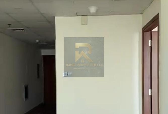 74233428 - Property Image 3