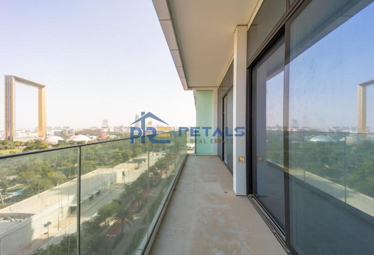 Huge Balcony | Unfurnished | Dubai Frame View photo 8