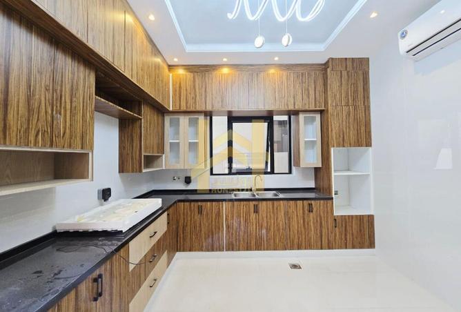 126559313 - Property Image 3