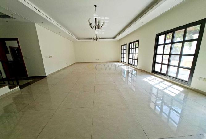 111405210 - Property Image 2