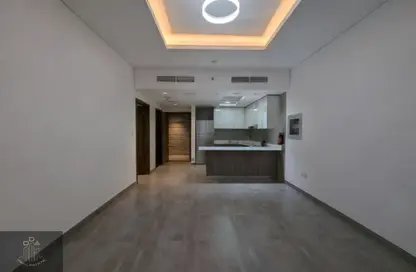 شقة - 2 غرف نوم - 3 حمامات للايجار في الفا جرين تاور - الضاحية 12 - قرية جميرا الدائرية - دبي