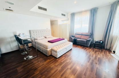 Apartment - Studio - 1 Bathroom for rent in Yacht Bay - Dubai Marina - Dubai