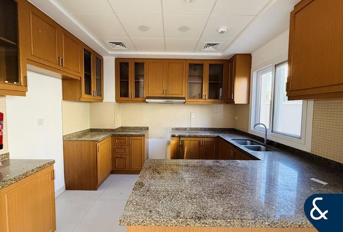 104694643 - Property Image 3