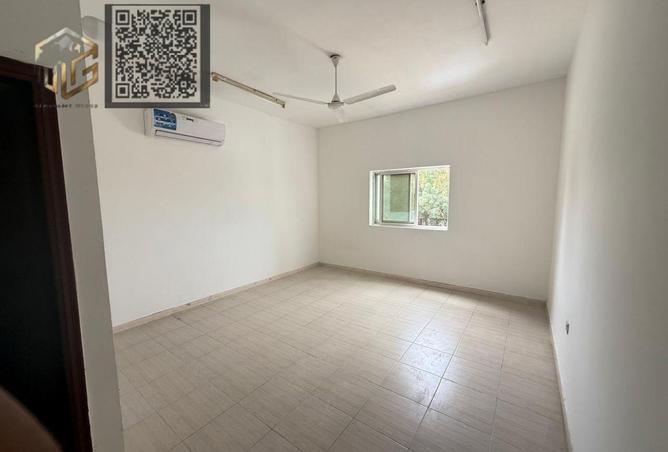 128387390 - Property Image 3