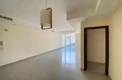 شقة - 2 غرف نوم - 3 حمامات للبيع في برج صحارى 3 - مجمع صحارى - النهدة - الشارقة شقة - 2 غرف نوم - 3 حمامات للبيع في برج صحارى 3 - مجمع صحارى - النهدة - الشارقة