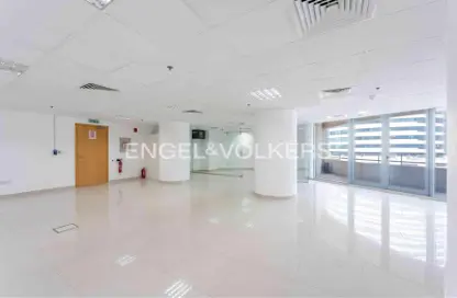 مكتب - استوديو للايجار في برج الأعمال - الخليج التجاري - دبي مكتب - استوديو للايجار في برج الأعمال - الخليج التجاري - دبي