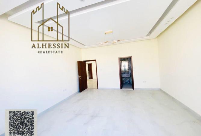 54404769 - صورة العقار 2