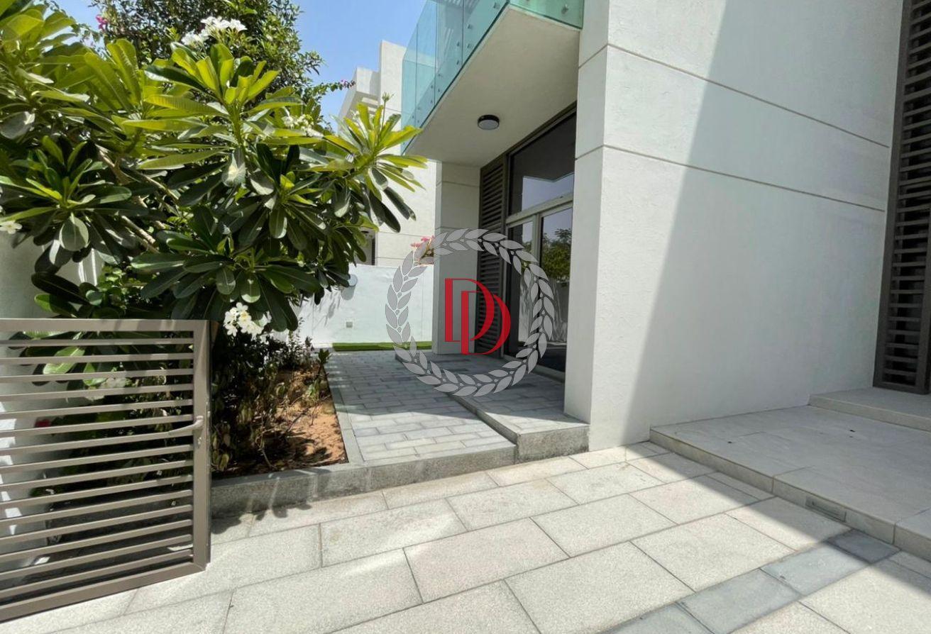 Modern 4 Bedroom / Vastu / Landscaped / D1 Expert photo 13