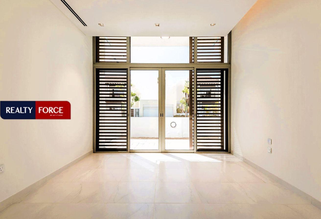 Lowest Price | Phase 1 | Corner Villa | Large Plot photo 17