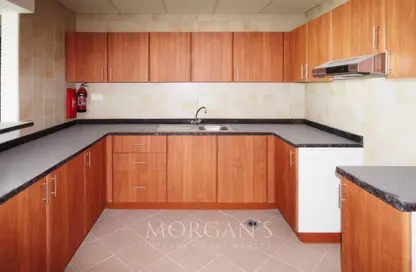 شقة - غرفة نوم - 1 حمام للايجار في تفريعة القنال 1 - أبراج الجولف - مدينة دبي الرياضية - دبي