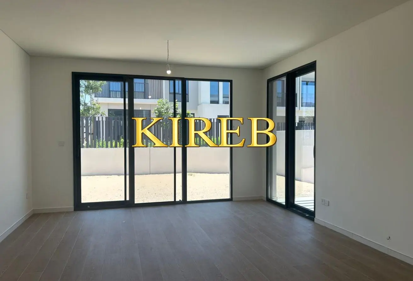 152826002 - Property Main Image