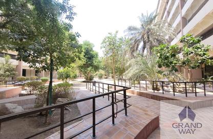 Apartment - 2 Bedrooms - 2 Bathrooms for rent in Zabeel Building - Al Karama - Dubai