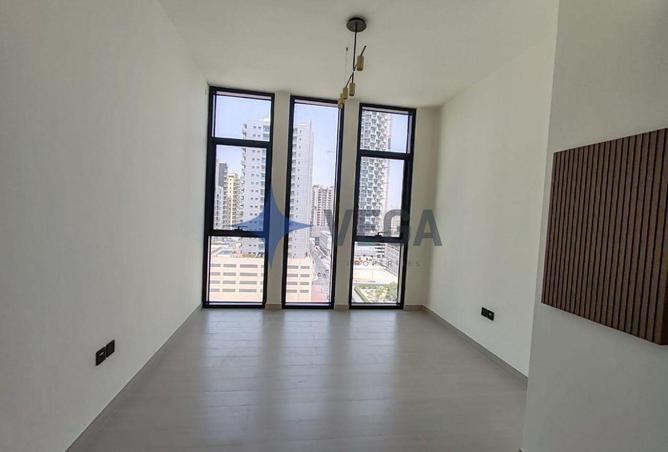 104259998 - Property Image 3