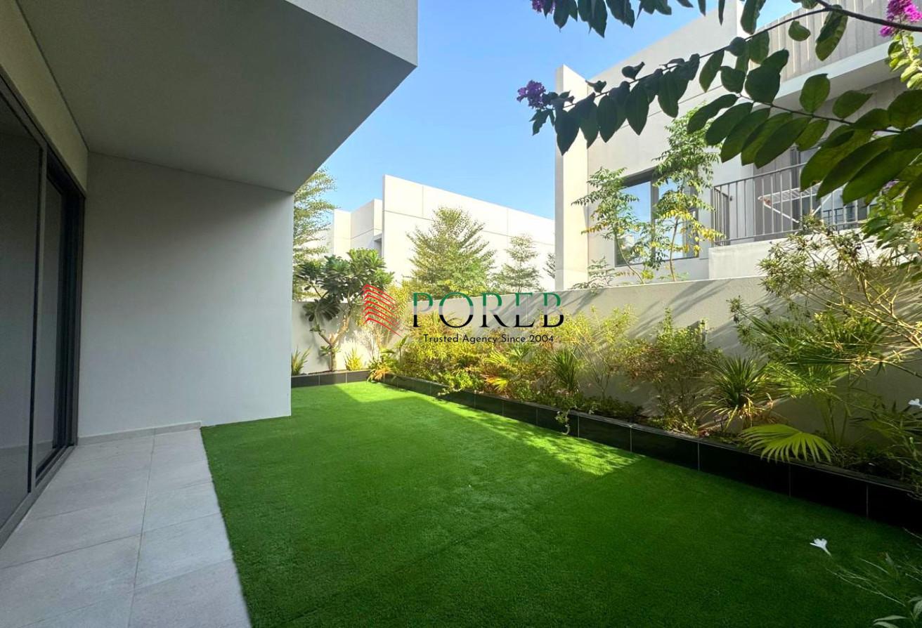 Corner Unit | Mutiple Options | 3 BR + M photo 12