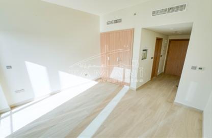 Apartment - Studio - 1 for rent in Azizi Riviera 36 - Azizi Riviera - Meydan One - Meydan - Dubai