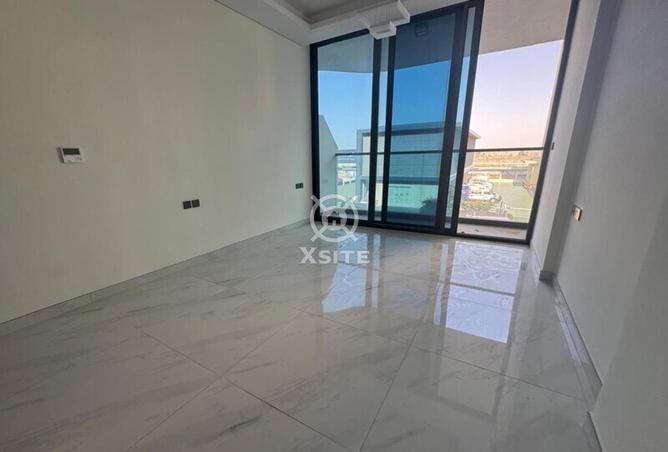 81938827 - صورة العقار 3