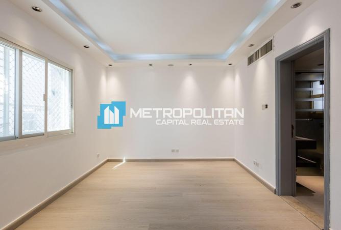 53171935 - Property Image 3