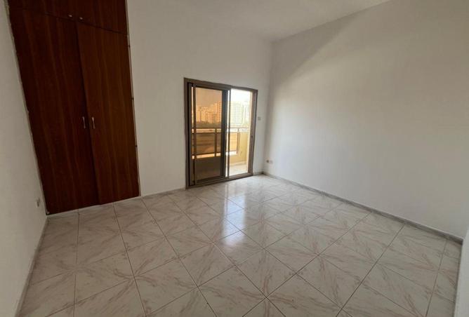 73846206 - Property Image 2