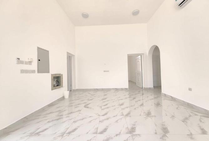 90057932 - Property Image 2