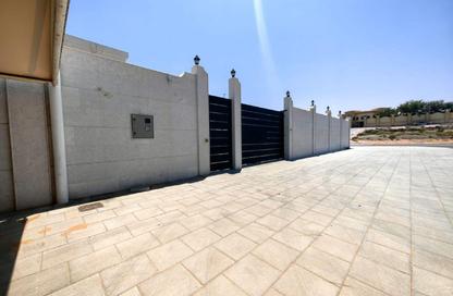 Villa - 3 Bedrooms - 4 Bathrooms for rent in Al Riffa - Ras Al Khaimah