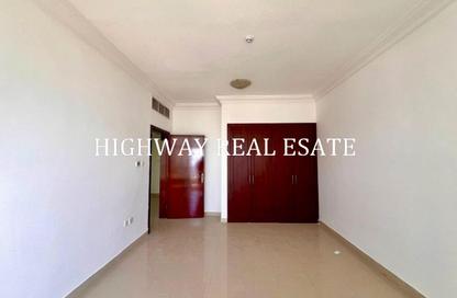 Apartment - 3 Bedrooms - 3 Bathrooms for rent in Zakhir Tower 1 - Zakhir Towers - Al Taawun - Sharjah