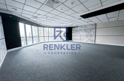 Office Space - Studio - 1 Bathroom for rent in The Regal Tower - Business Bay - Dubai