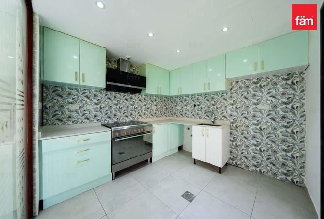 75013384 - Property Image 2