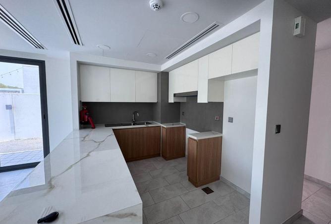 76964088 - صورة العقار 2