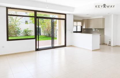 Townhouse - 3 - 4 for rent in Hayat Townhouses - Town Square - Dubai