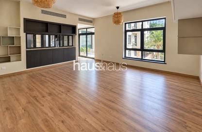 Apartment - 2 - 3 for sale in Travo Tower B - Travo - The Views - Dubai