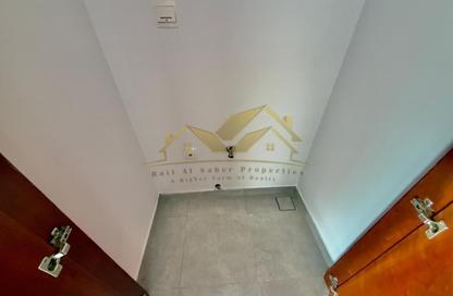 Apartment - 1 Bedroom - 2 Bathrooms for rent in Sheikh Zayed Road - Dubai Apartment - 1 Bedroom - 2 Bathrooms for rent in Sheikh Zayed Road - Dubai