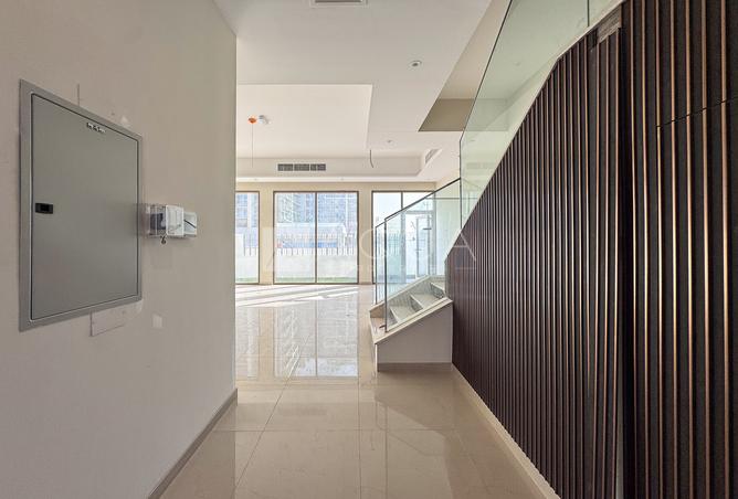 132000056 - Property Image 3