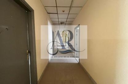 Labor Camp - Studio - 7+ Bathrooms for rent in Industrial Building 13 - Industrial Area 13 - Sharjah Industrial Area - Sharjah