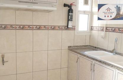 Apartment - Studio - 1 for rent in Al Majaz Tower - Al Majaz 3 - Al Majaz - Sharjah Apartment - Studio - 1 for rent in Al Majaz Tower - Al Majaz 3 - Al Majaz - Sharjah