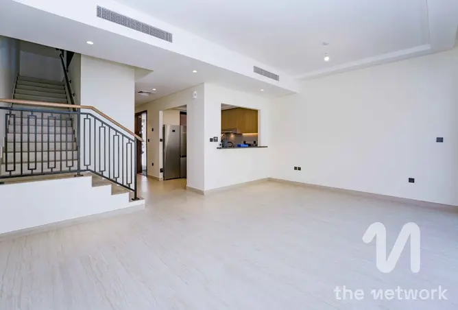 150010037 - Property Image 2