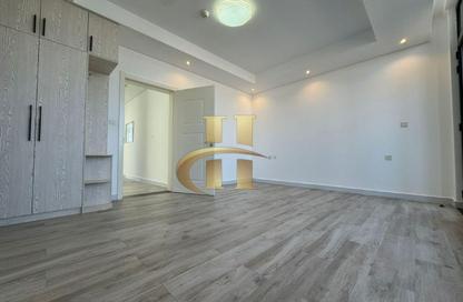 Villa - 4 - 5 for rent in Moonbay Villas - District 15 - Jumeirah Village Circle - Dubai