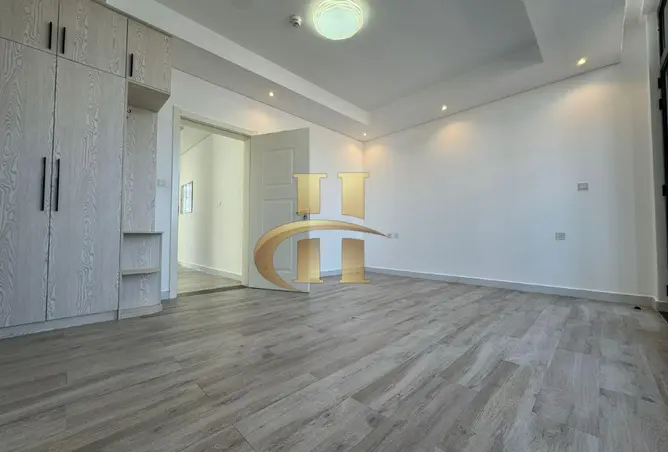 145993796 - Property Image 2
