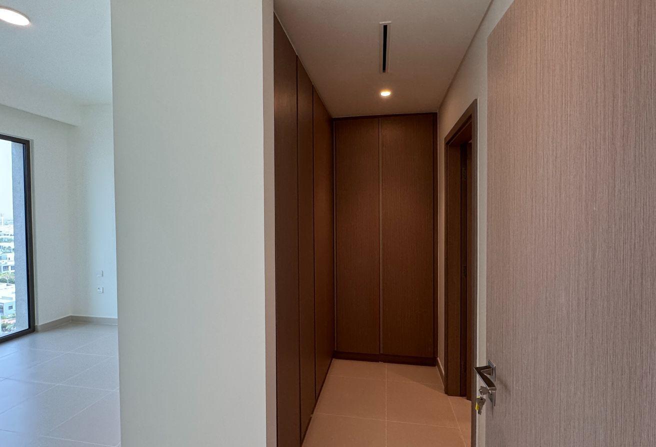 Brand-New 2BR| Villa Views | Below Market photo 12