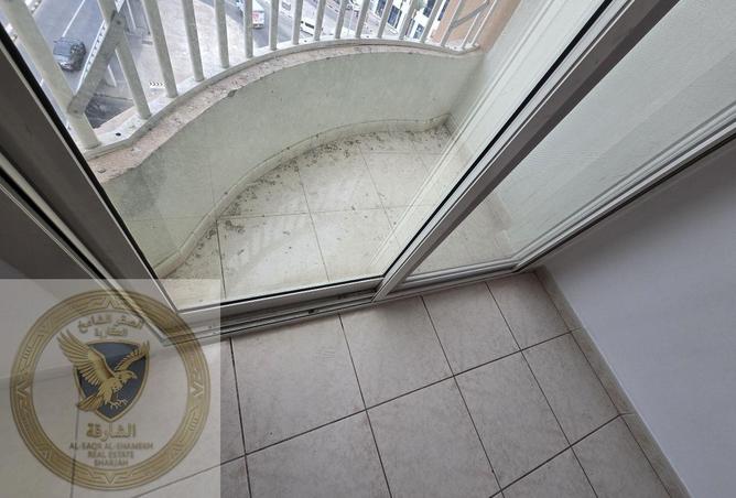 119738404 - Property Image 3