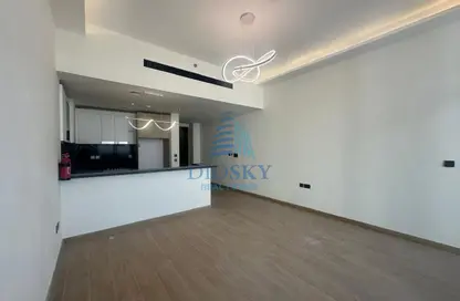 Apartment - 2 Bedrooms - 3 Bathrooms for rent in Westview Garden - Jumeirah Village Circle - Dubai