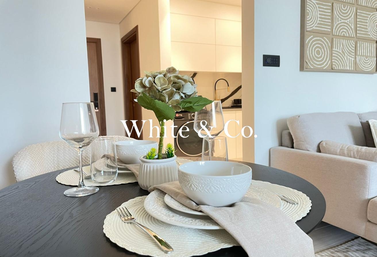 Fully Furnished | Burj View | Best Layout photo 16