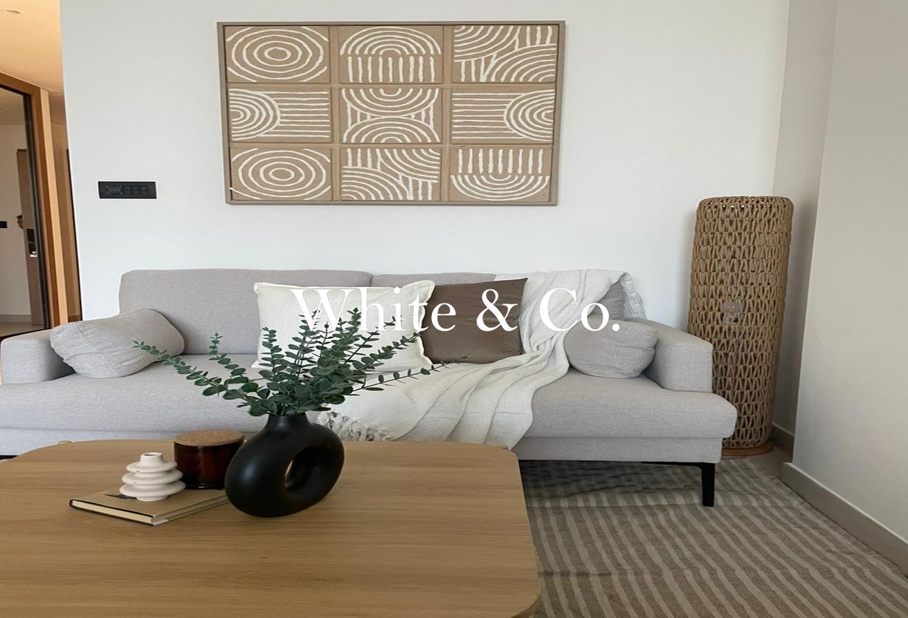 Fully Furnished | Burj View | Best Layout photo 5