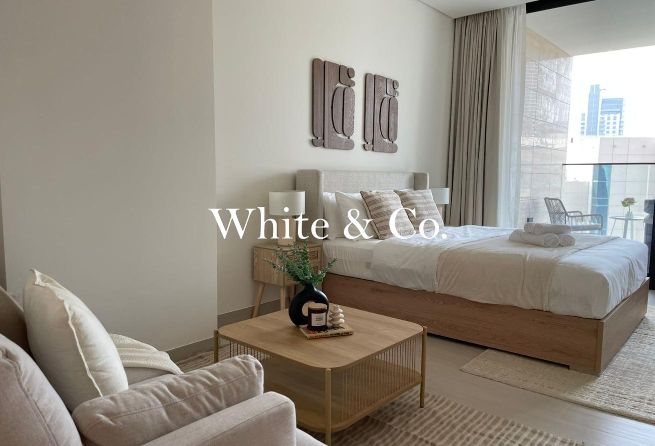 Fully Furnished | Burj View | Best Layout photo 9